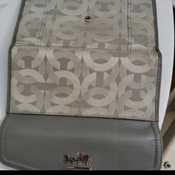 Coach Handbag and NWOT Matching Wallet - Picture 3 of 5